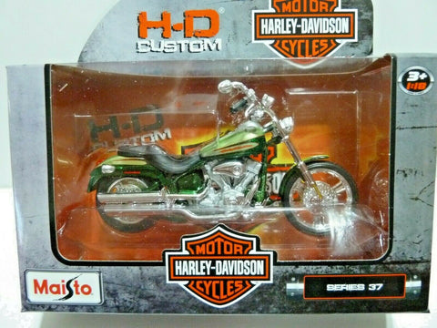 Maisto Harley-Davidson® 1:18 2004 FXSTDSE CVO