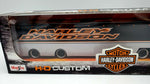 1:64 Harley-Davidson®Haulers Black/White